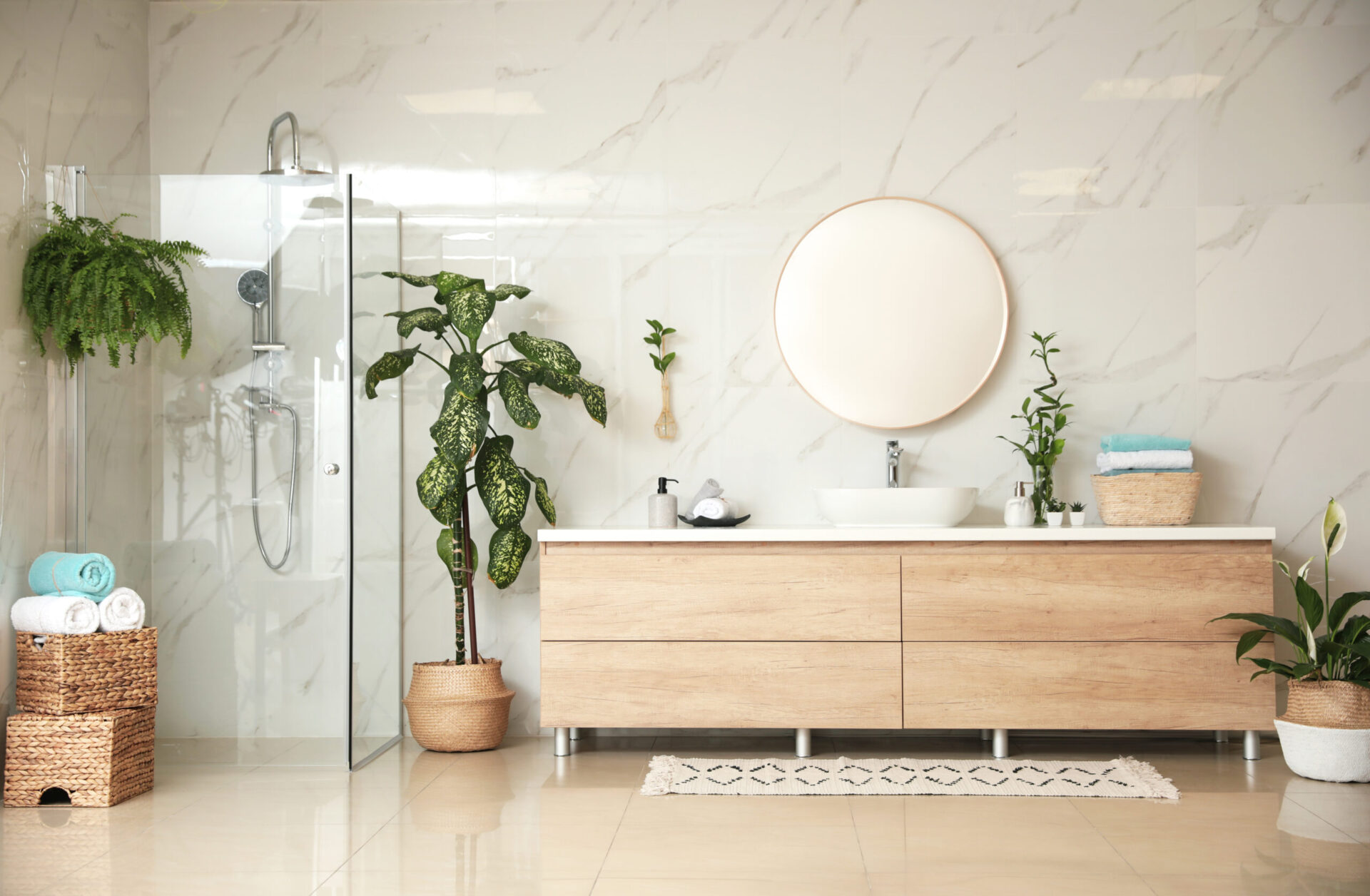 Spa-Like Clean: Creating a Serene Bathroom Environment