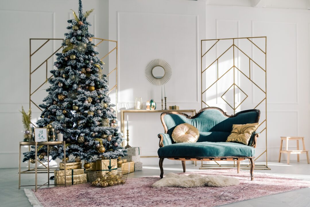 Traditional Christmas Cleaning: How to Prepare Your Space for the Holidays 